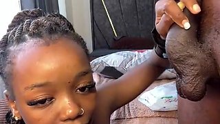 Amateur black couple had fun in bedroom