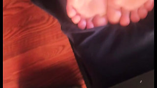 Cum on Redhead Stepsisters Soles