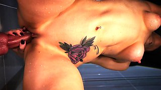 Solo toying her pussy and masturbating