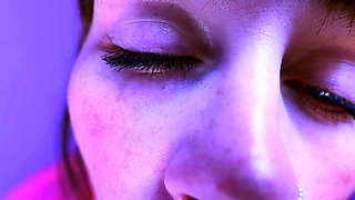 Kinky pissing fetish beautie solo plays