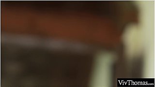 Sexy Photographer Rides Her Cute Models Face To An Orgasm - Viv Thomas And Gina Gerson