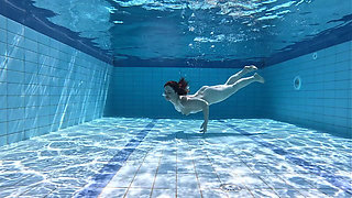 Swimming Fetish - Underwater Swimming Naked