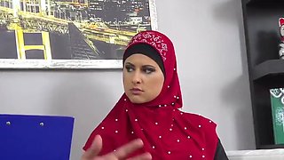 Lawyer settles for a nice muslim pussy in POV
