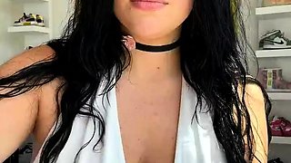 Love Chat Big Boobs Brunette Masturbating For Cam