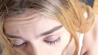Casting Tiny American Amateur College Girl Molly Little in Yoga Pants