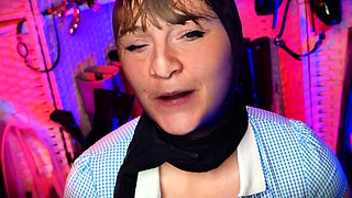 Skinny pierced amateur redhead rough fucking huge toys