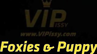 Gentle Victoria Puppy at babe scene