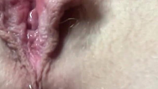 Playing with My Big Labia, Masturbation and Pussy Fingering