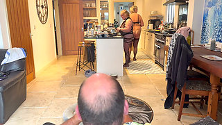 Part 1:- Lanista Bear has his slaves to do their chores. Will they behave?