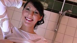 Love Chat Big Boobs Brunette Masturbating For Cam