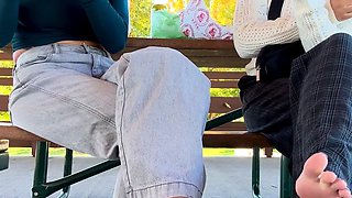 Amateur Foot Fetish Girlfriend Sucks and gives a Footjob