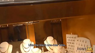 Hunt4k. mature hunter stretches beauty