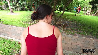 Daisy Pheonix's Frisbee Lust Ignites Wild Passion