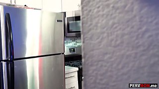 My kinky step-mom cougar Linzee Ryder kitchen blowjob