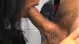 Uber-sexy Dark haired Gives A Blowage in The Toilet