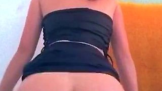 Cute Redhead dancing Brazilian Funk