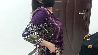 Desi Stepsister Nude Dance - Sobianasir in Hot Pakistani HD Video