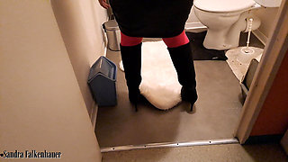 Need the Black Dildo (2)