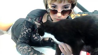 Hot amateur webcam teen masturbates for their fans