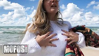 Reverse cowgirl movie with nice Molly Pills from Mofos