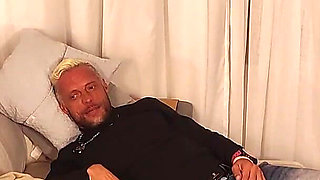My Aunt's Boyfriend Came Home to Talk, He Closed His Eye While I Sat on His Big Cock Until I Came in the Ass