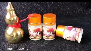 Mature asians up close toy and fingering masturbation action
