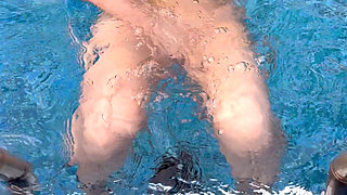 Masturbation at the Public Swimpool