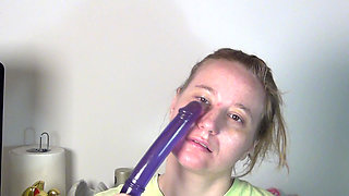 Face massage with dildo