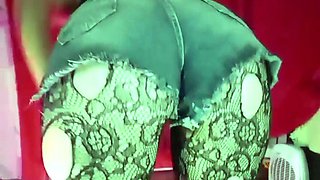 amateur vip ass masturbating on live webcam