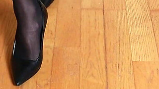 High Heels on Wooden Floor - Sharp Heel Clicks & Slow Walking Asmr