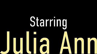 Julia and Vicky's bathroom porn