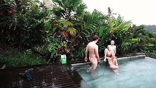 Threesome & Cumshot in the Rain with Two Blondes by a Pool