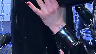Mistressae Sessions with Princess Latex Rubber Doll: Gas Mask 69 Cock Sucking Experiment