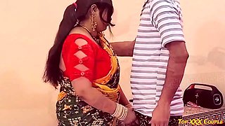 Hot maid enjoyful quick fuck with owner.