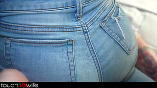 TouchMyWife - White Wife Hunts for BBC - Katie Kingerie