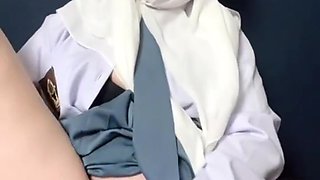 Girl Comes Home From School Colmek To Squirt