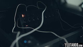 Lil' virgin nubile rewarded with massive meatpipe