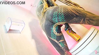 Alternative Tattooed Model Pissing Solo – Anal Toy Masturbation & Pee Fetish