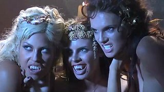 Dracula s Brides: Blowjob, Doggy  Cowgirl Porn