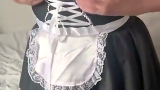 Naught Maid Wants to Fuck
