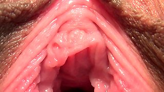 Pulled amateurs close up car sex