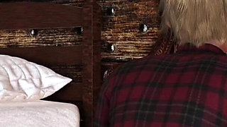 Max's Life Season 3 Cap 129 the Delicious Pussy of a Nun and a Glory Hole