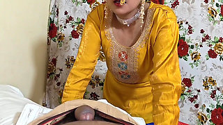 Desi married Girlfriend Sex in OYO MMS Xxx, Desi Village Girl tight pussy fuc