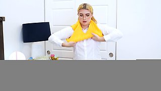 \ud83d\udd25 Dorky Kylie's Wild Night: A Raw and Kinky Encounter with Juan