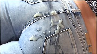 I Raise My Jeans So That My Stepson Can Cum In My Ass, Full Of Milk From A Big Cock
