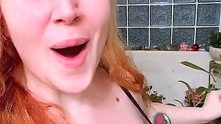 Big boob brunette masturbates on webcam