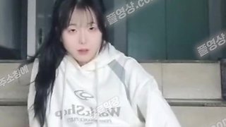 6073 노예녀 이소윤 올노출 얼공 자위 걸레 아파트 계단에서 눈치 보면서 Korea 텔레 UUB892