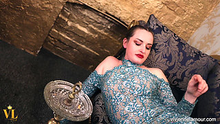 Vivienne L'amour - Smoke and Stroke with Goddess 1080p Full HD