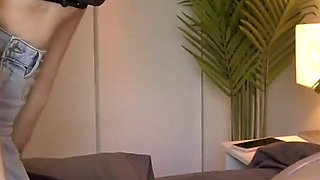 Handjob for femboy - Behind the scenes