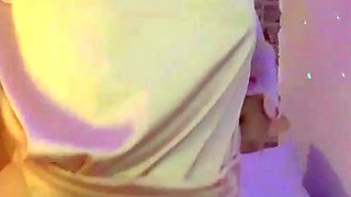 Hot brunette from squirt masturbating on webcam